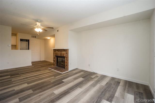 Foto del edificio - 4901 Garrison St