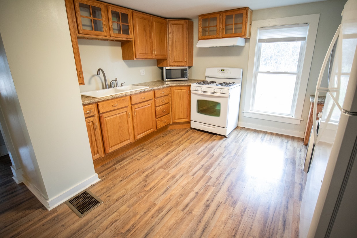 132 West Ave Unit 2, Canandaigua, NY 14424 Apartment for Rent in