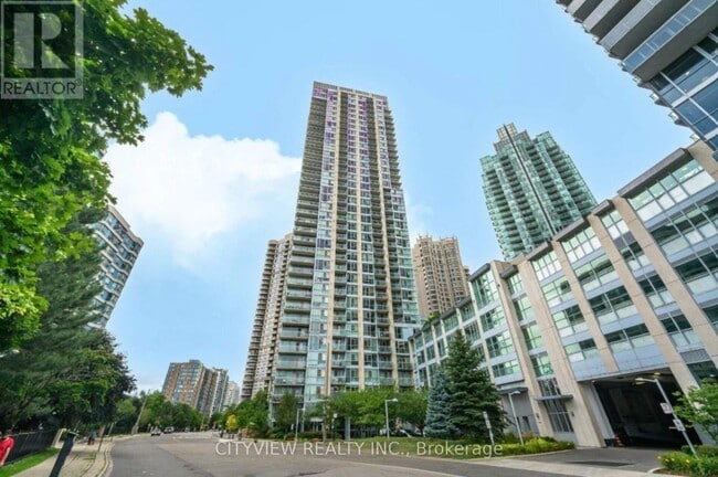 Building Photo - 225 Webb Dr