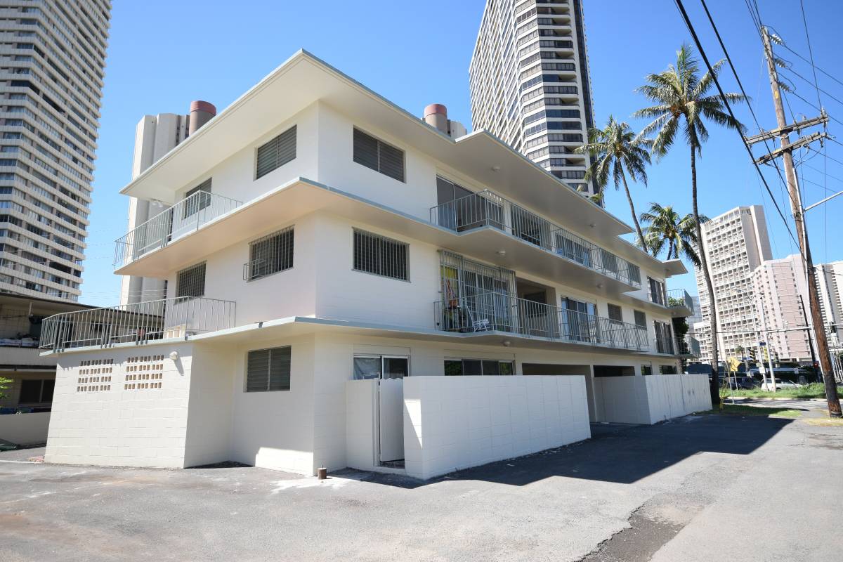 Primary Photo - 2511 Kapiolani Blvd