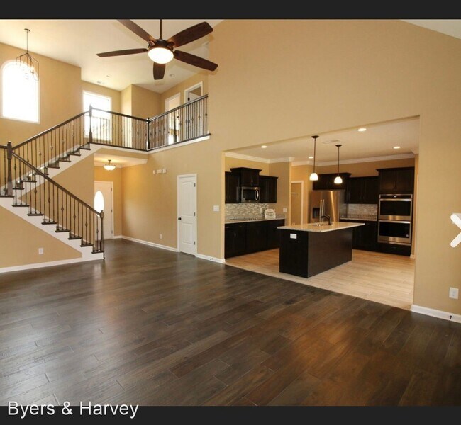 Foto del edificio - 3 br, 2.5 bath House - 1366 Dan Brown Drive