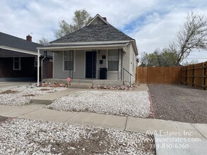 Building Photo - 1206 Claremont Ave