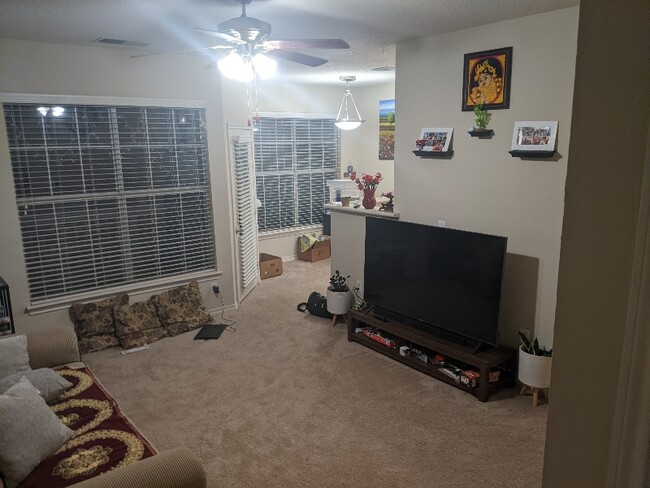 Photo - 32205 N Course View Apartment