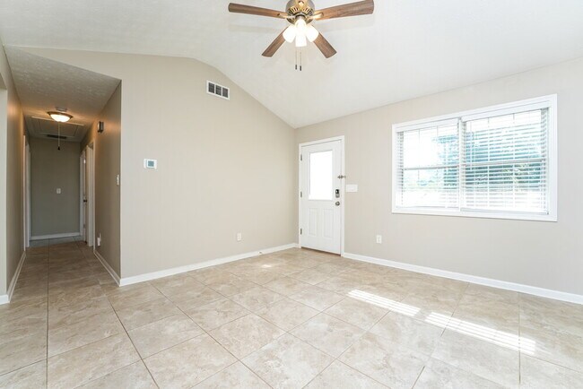 Foto del edificio - 2981 Landmark Dr SE