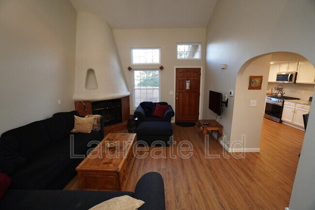 Building Photo - 9163 Cactus Ct