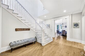 Building Photo - 1550 Gordon Dr