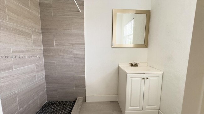 Building Photo - 1176 NW 48th St