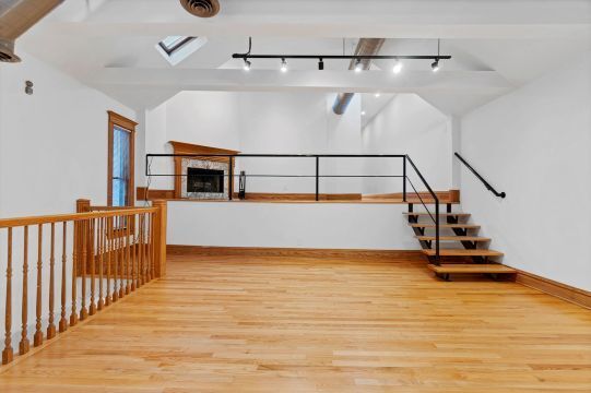 Foto del edificio - 3725 N Fremont St