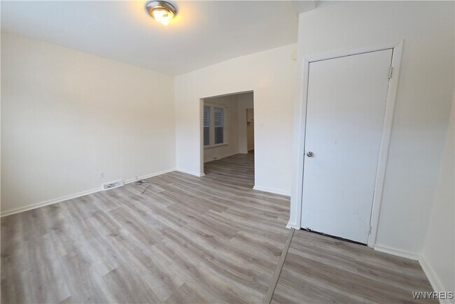 Foto del edificio - 177 Grote St