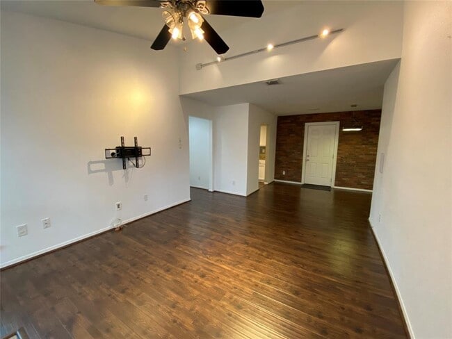 Building Photo - 1201 Bering Dr