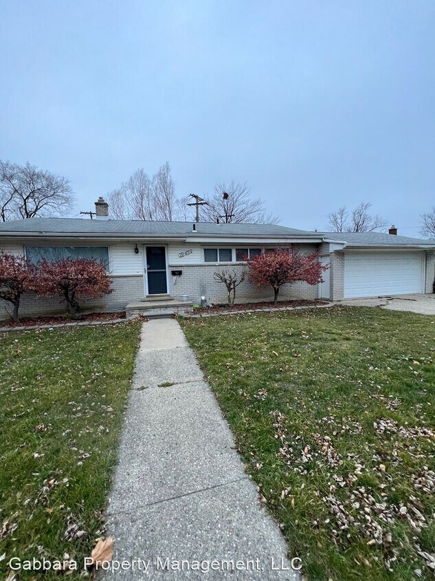 4 br, 1.5 bath House 22459 Katzman House Rental in Clinton Township