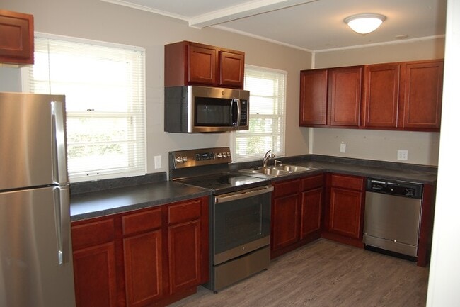 Building Photo - 233 Melrose Ct
