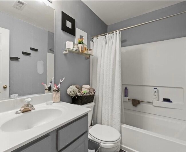 Photo - 3242 Hidden Cove Cir NW House