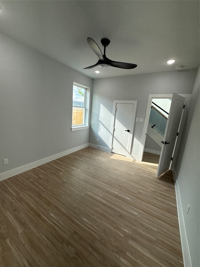 Foto del edificio - 3101 Live Oak St
