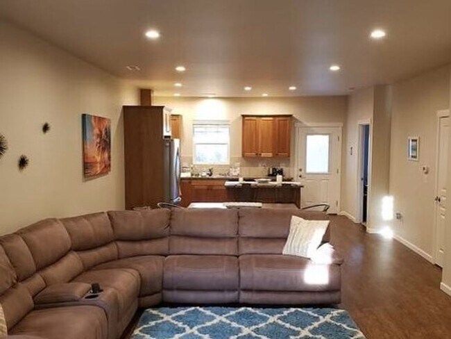 Foto del edificio - 2202 Sedge St