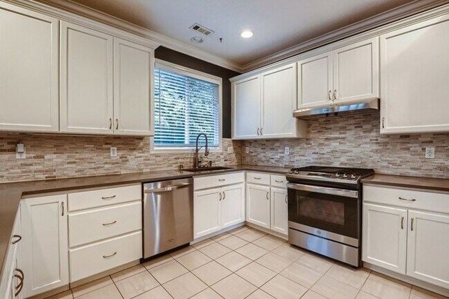 Foto del edificio - 10918 NW 37th Ave, Vancouver, WA, 98685