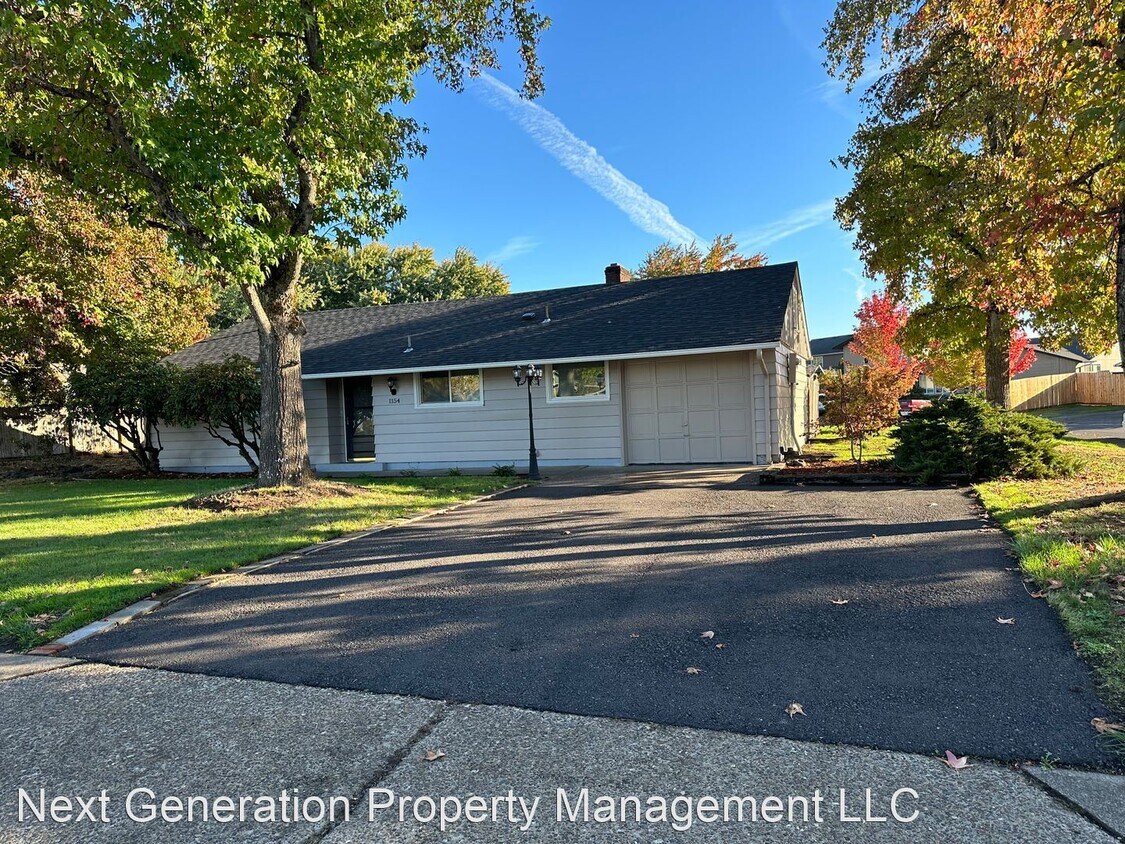 Foto principal - 2 br, 1 bath House - 1154 Clinton Dr.