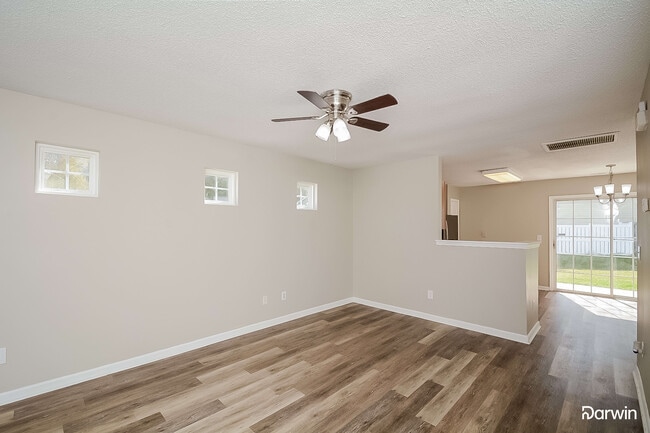 Foto del edificio - 5320 Tomahawk Trail, Raleigh, NC 27610