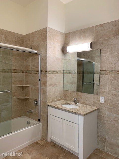 Foto del edificio - Studio, 1 bath  - 124 Adams St