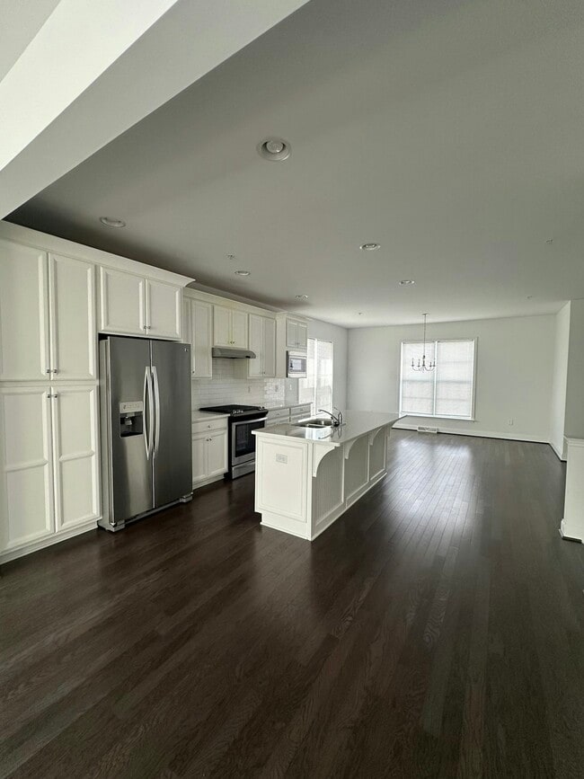 Building Photo - 1431 Ruth Way