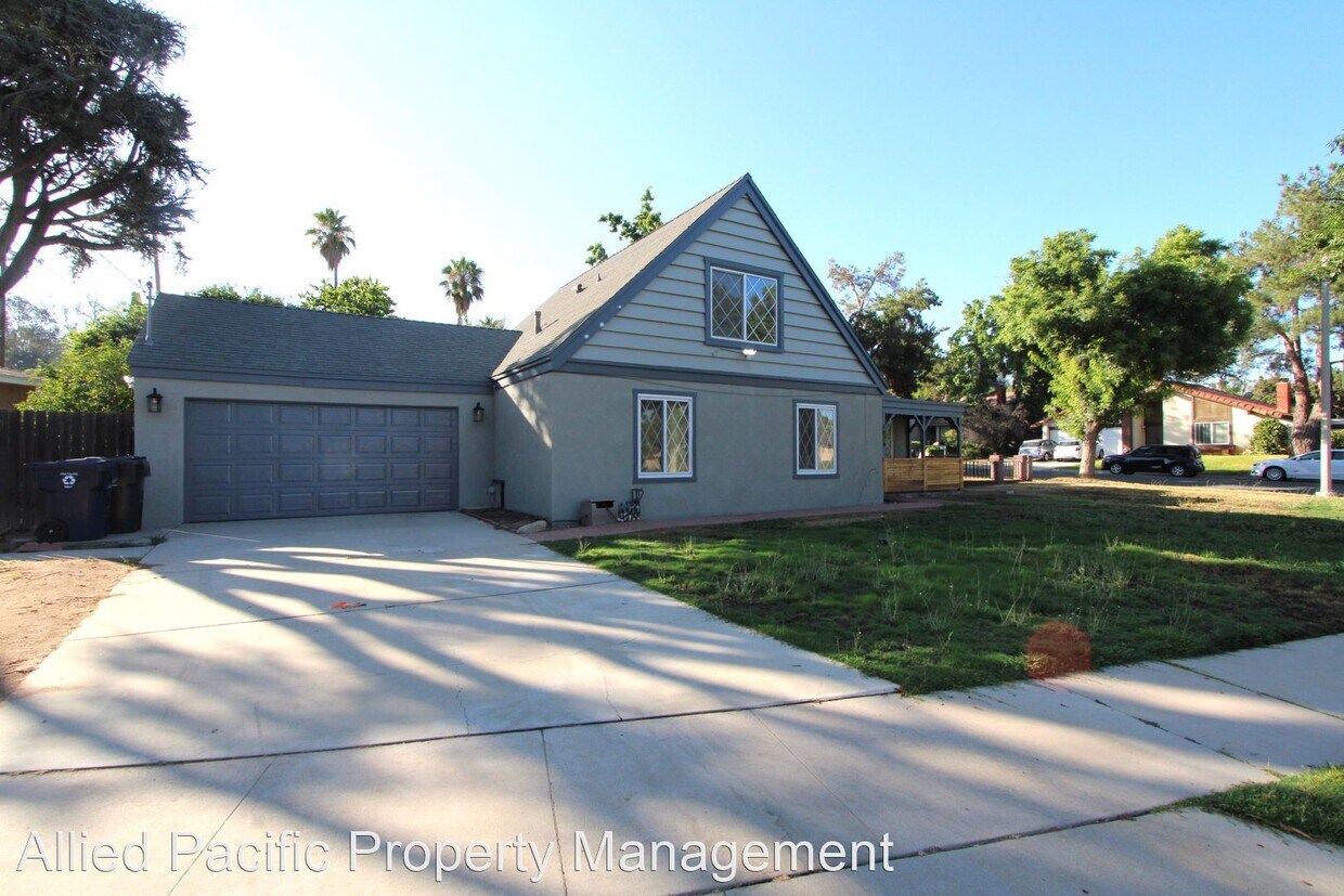 4 br, 2 bath House 1024 Evergreen Ct. House for Rent in Redlands