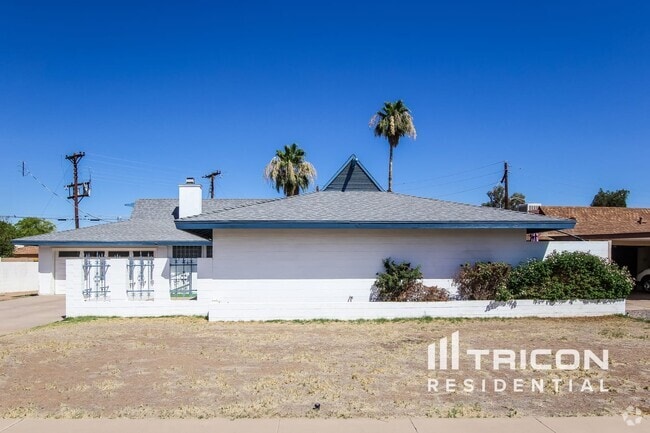 Building Photo - 7730 N 33rd Dr