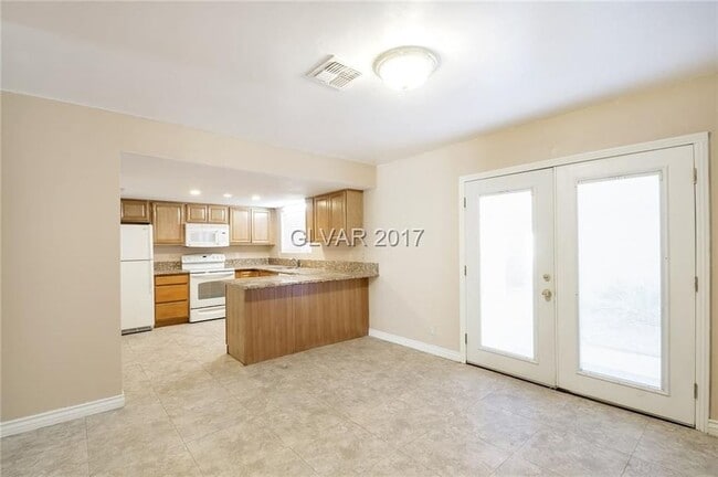 Building Photo - 4152 Flamingo Crest Dr