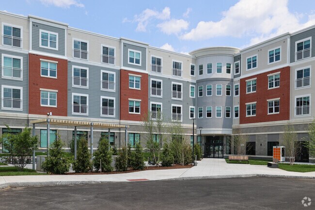 Exterior alternativo - Maple Square Apartments