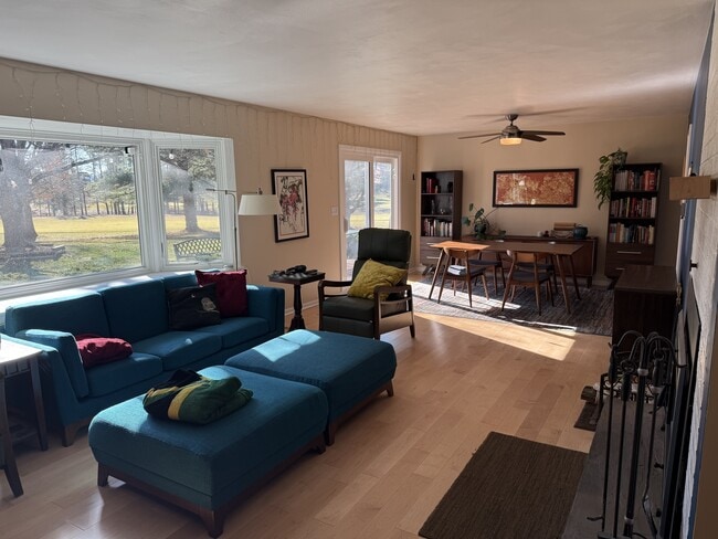 Building Photo - 18 Cricklewood Cir