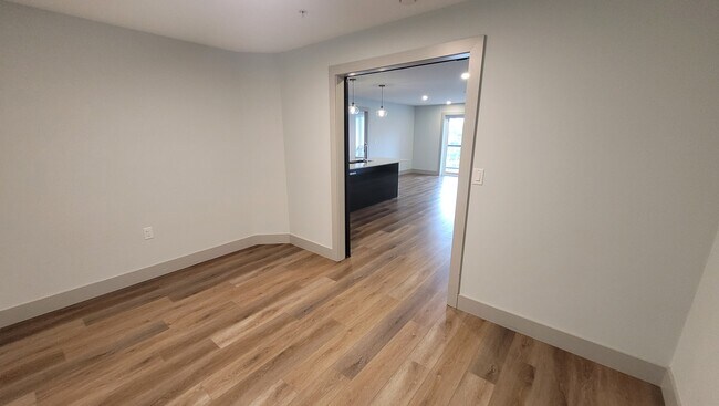 Building Photo - 35 Farringdon Way