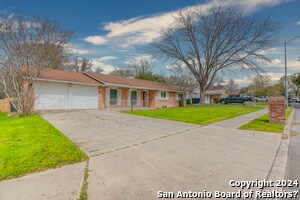 Building Photo - 4903 Lambeth Dr