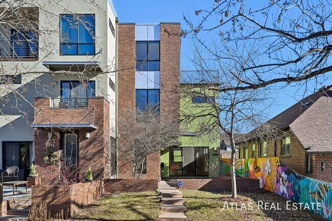Building Photo - 2912 Perry St
