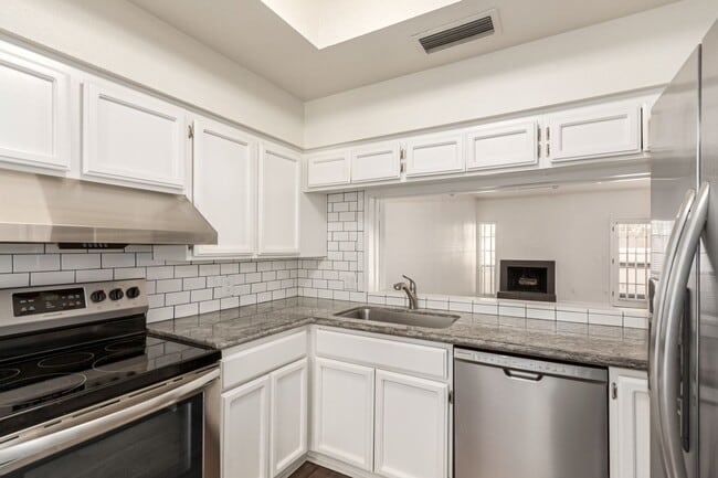 Photo - Charming 2BR Condo in Phoenix