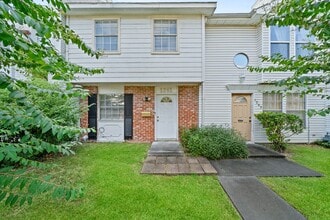 Building Photo - 1241 Witte Rd