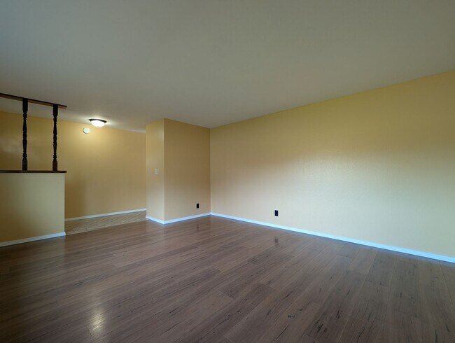 Foto del edificio - Great 4bed/1.5 bath home with bonus space and additonal storage