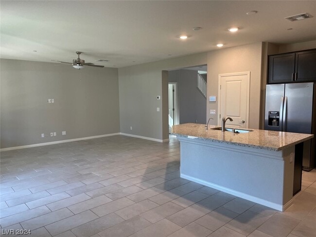 Building Photo - 300 Soubrette Ct