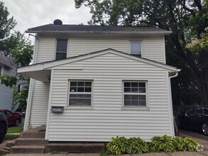 Building Photo - 1718 19th Ave