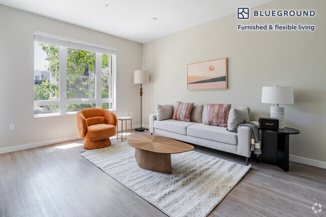 Building Photo - 3560 Rambla Pl
