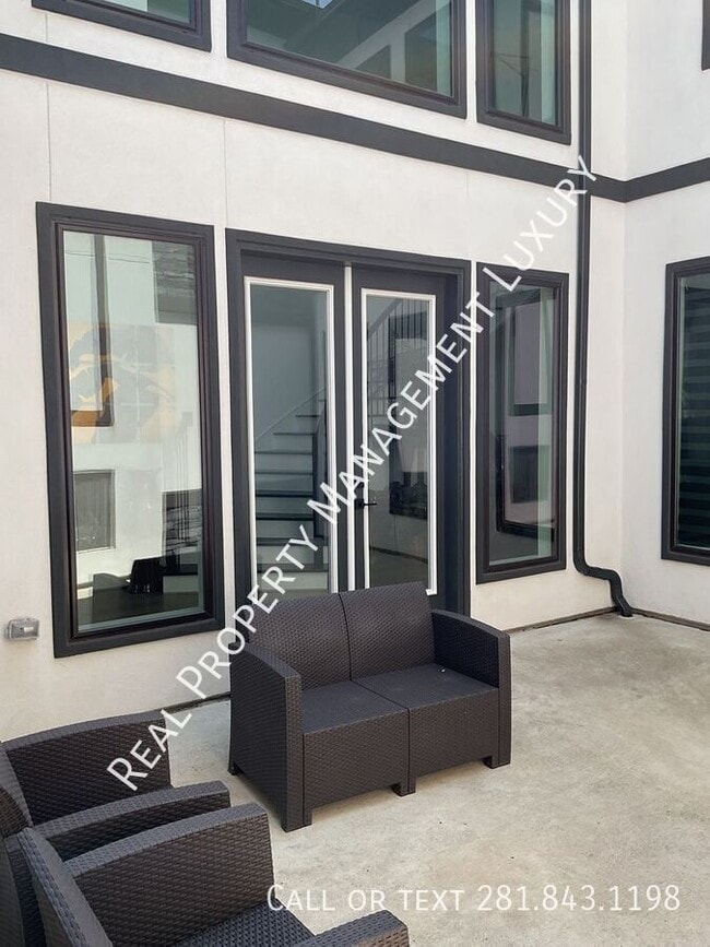 Building Photo - 4831 Summer Pl Ct