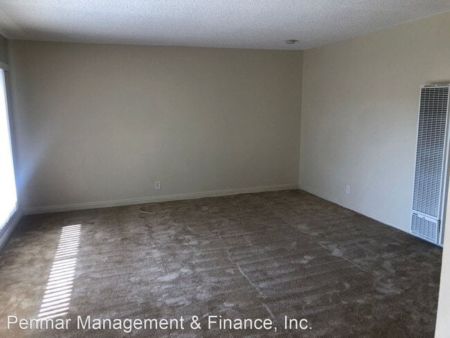 Building Photo - 1726 W 146th St