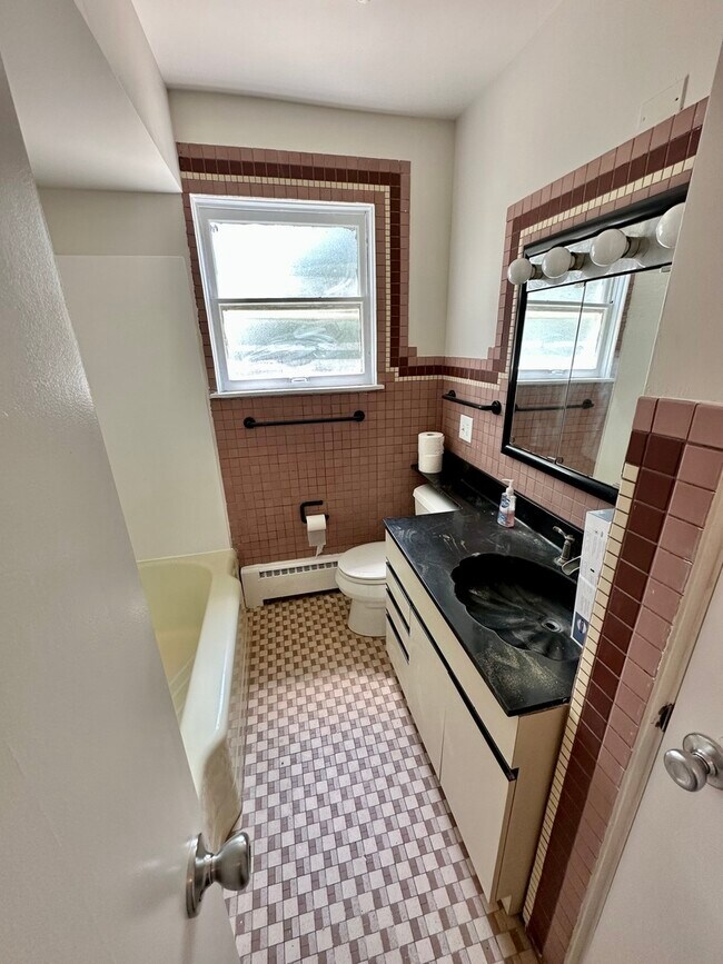 Foto del edificio - 5640 N Talman Ave