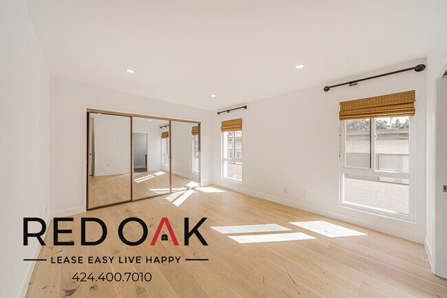 Foto del edificio - 1337 Centinela Ave