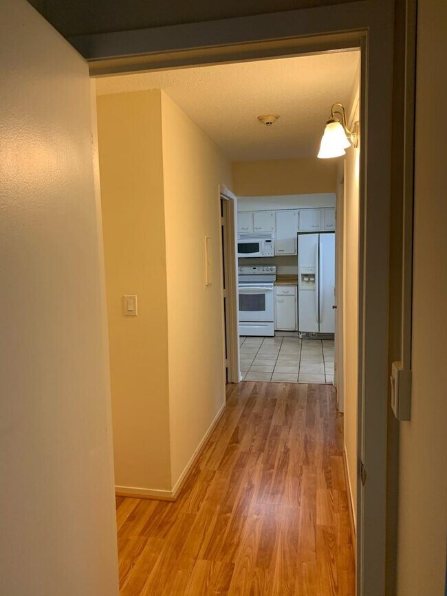 Building Photo - 110 Klein Creek Ct