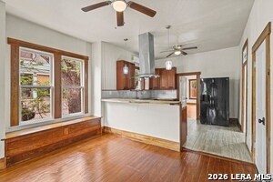 Foto del edificio - 235 Cornell Ave