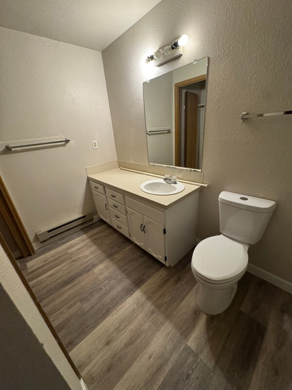 Foto del edificio - 6557 W Douglas St