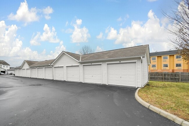 Building Photo - Hartford Village Commons