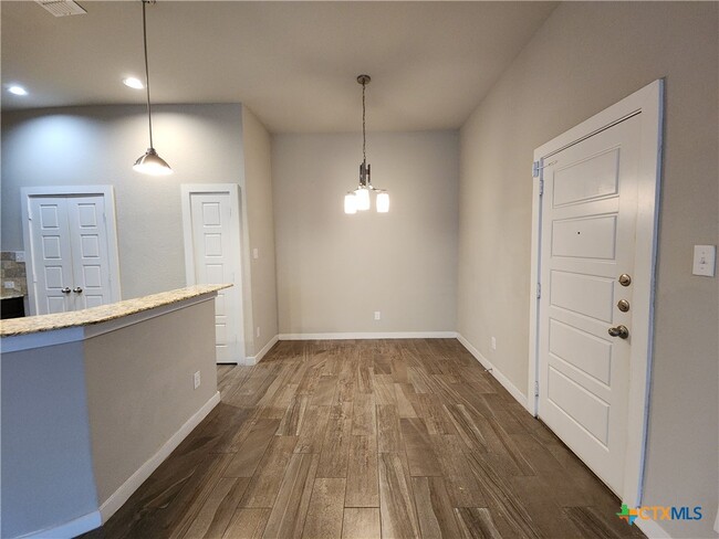 Foto del edificio - 1115 Creekside Orchard