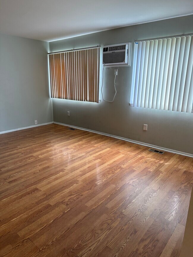 Foto del edificio - 1771 E Woodward Heights Blvd