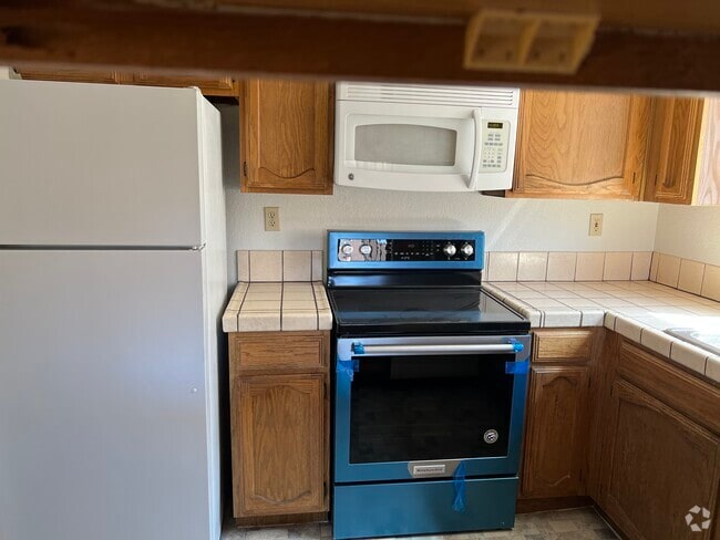 Building Photo - 4160 Sanderling Cir