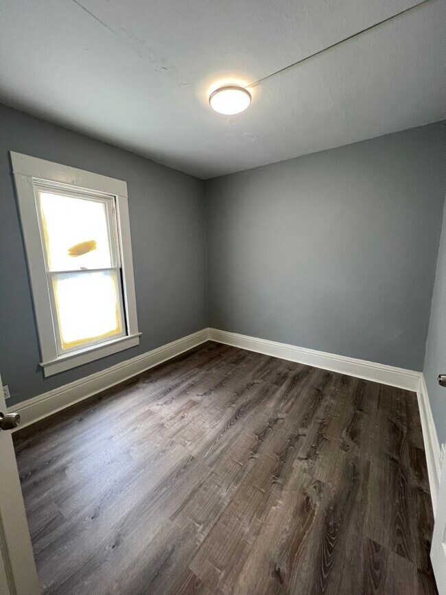 Foto del edificio - 4 Bedroom; 2 Bath single family home for rent!